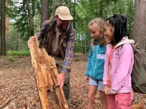 Natur zum Anfassen, Kinder im Wald